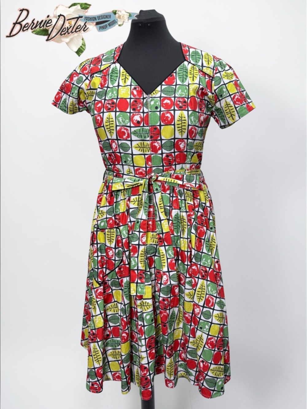 Bernie Dexter Sabrina Fit & Flare Dress in Fruit Salad Print Sz XL